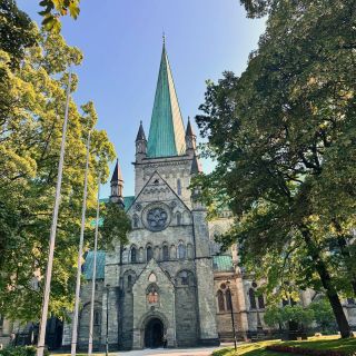 🇨🇿 CZ | Nidaroská katedrála v Trondheimu – příběh sv. Olafa a norských králů Postavená mezi lety 1070 a 1300 na místě, kde...